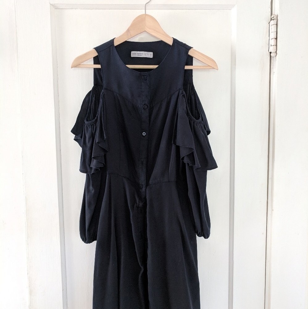 Open shoulder, ruffle sleeved dress